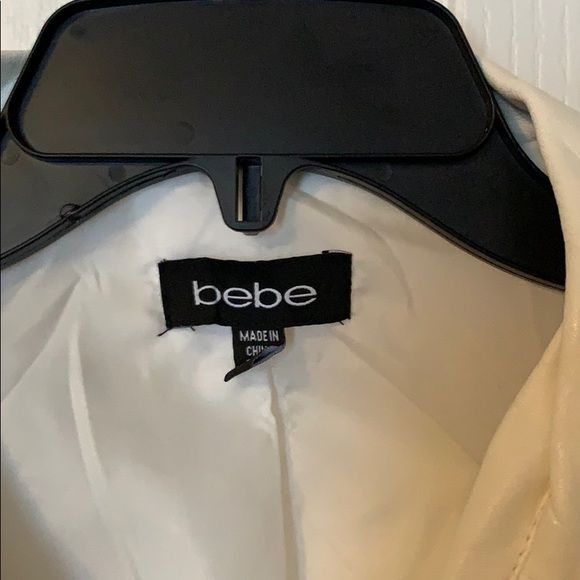 White cropped faux leather jacket - Picture 2 of 3